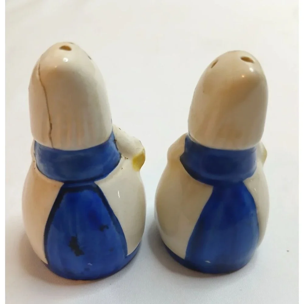 Vintage GERMANY Hand Painted Ceramic DUTCH Girls Salt & Pepper Shakers Set